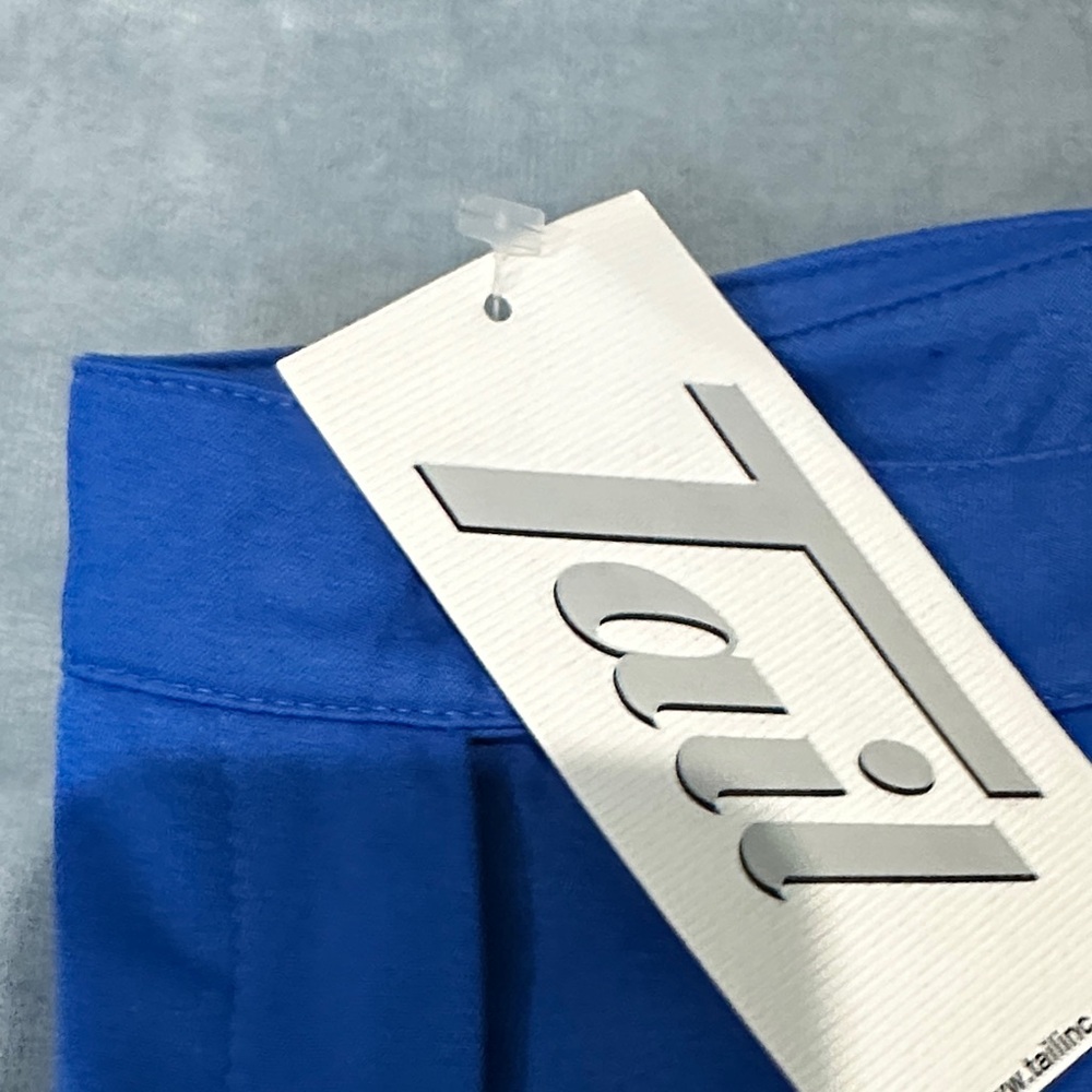 Tail Women's Bright Blue Capris Size 12 NEW - Picture 2 of 4